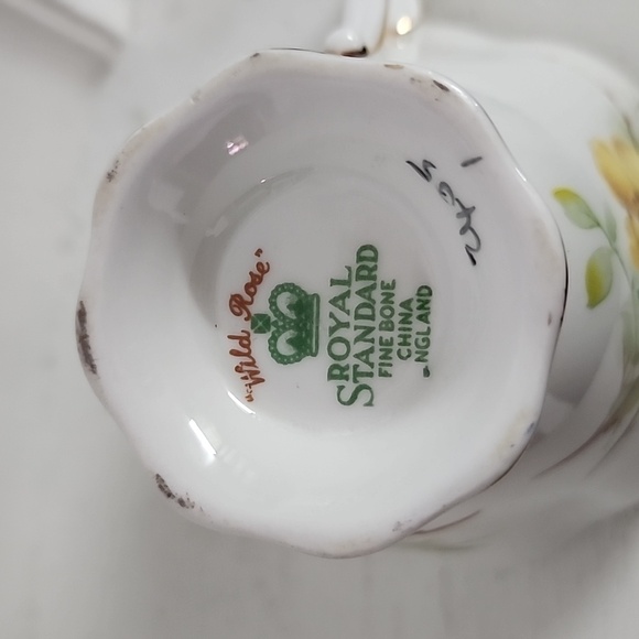 Royal Standard - Bone China - Cup and Saucer - Wild Rose - Picture 8 of 8